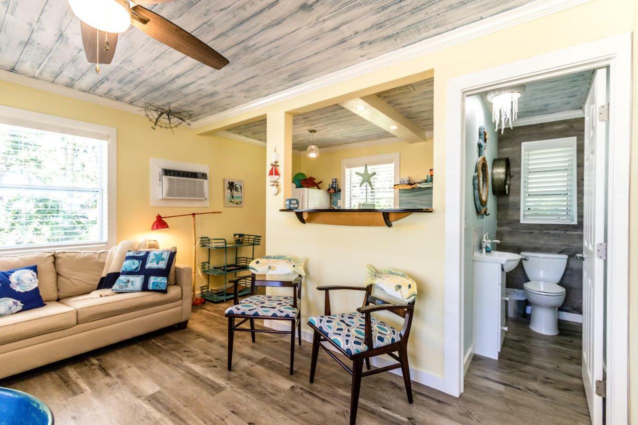 Island View Cottages Sebastian Exterior foto