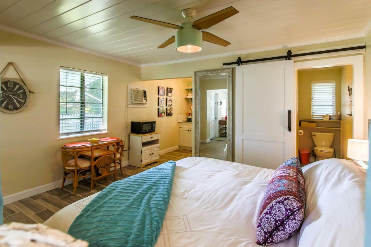 Island View Cottages Sebastian Exterior foto